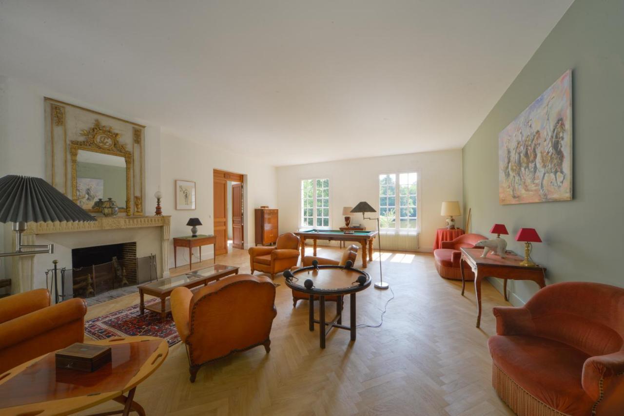 La Genetiere - Grande Maison Avec Etang En Sologne Mery-es-Bois Buitenkant foto